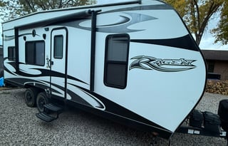 2018 Pacific Coachworks Rage'n 22EX