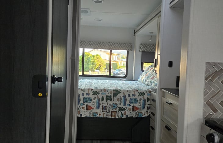 Pass through to bedroom