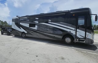 Hit The Road In This Family Friendly Berkshire XL