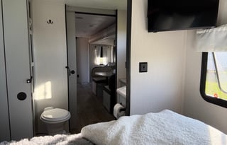 Cozy Shore Stays at its best!