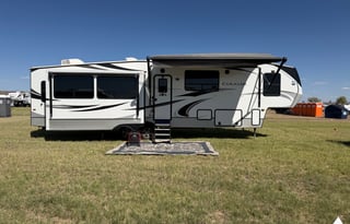 Keystone RV Cougar 368MBI