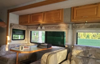 2004 Winnebago Brave 36M