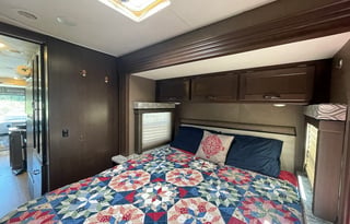 Orien's Freedom Traveler Class A