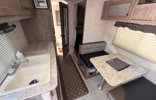 2019 Coachmen Apex Nano | Sleeps 4 | Easy to Tow
