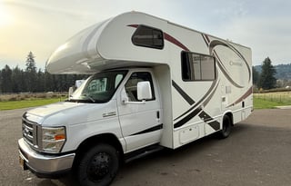 2014 Thor Chateau 22E Motor Coach All Season Ready
