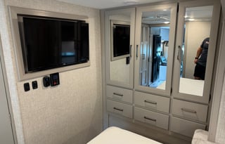 2025 Thor Geneva 29VT