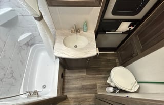 Cougar Luxury Family Bunkhouse