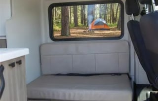 B01 - Thor Twist Van - The RV Rental Factory