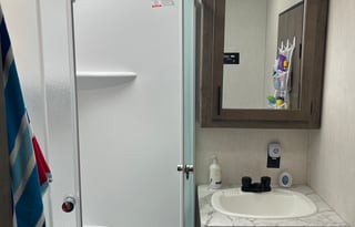 Adventure Ready Family Toyhauler (DELIVERY ONLY)