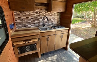 2021 Van trailer Carson Bh121