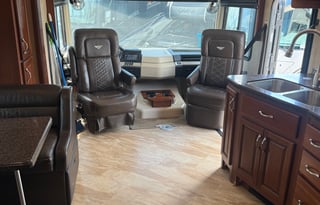 Chief Carl's Caravan- 2016 Fleetwood Bounder 35K