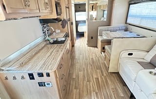 THOR MOTOR COACH ACE 30.3