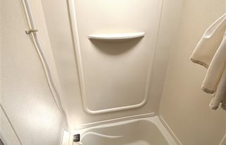 35' Cherokee Sleeps 12 with TRIPLE slide out! HUGE