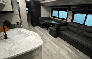 2023 Jayco Jay Flight SLX 8 324BDS