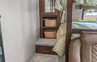 AMAZING BUNKHOUSE CAMPER!