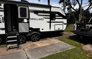 22 foot mallard 2022