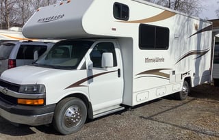 2014 Winnebago Alaskan Adventurer