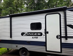 CrossRoads RV Zinger Lite ZR18BH