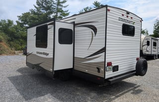 Starcraft Autumn Ridge | Comfy Modern Camper