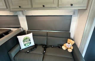S19 -  Brand New 2027 Medium Class C