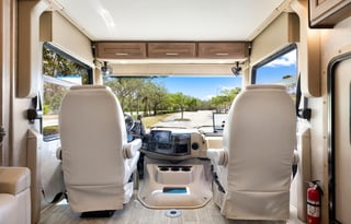 2021 Thor Motor Coach Miramar 35.2"Big Teddy"