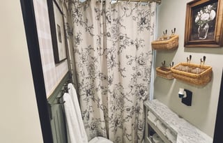 Luxury Renovated ‘22 Camper | Pet Friendly Retreat