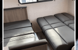 TWO HEARTS, ONE CAMPER: MOUNTAIN VIEWS