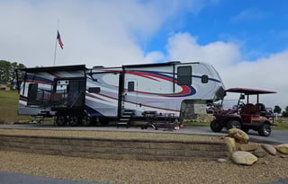 2023 Grand Design Momentum 399TH-R