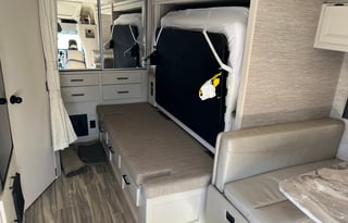 Daniel’s Family & Pet Friendly Thor Gemini AWD23TW