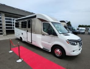 Leisure Travel Unity U24FX