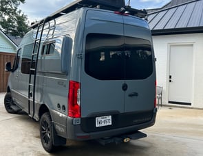 Storyteller Overland Storyteller Overland Stealth MODE 4x4