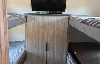 Family Adventure RV – Sleeps 8 | 2021 Keystone