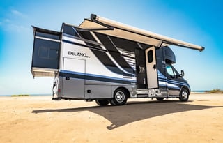 C6 *NEW* 2023 Mercedes Luxury Delano w/StarLink