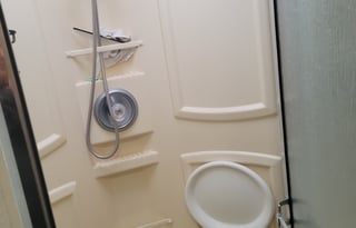 Family Size Self-Contained Home on Wheels