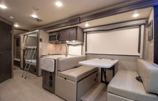 2020 Thor Motor Coach Magnitude BB35