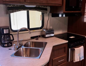 Heartland Prowler Lynx 32 LX