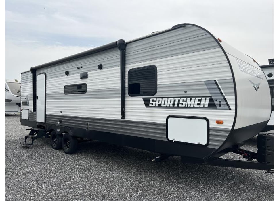 Travel Trailer rentals in Pontiac