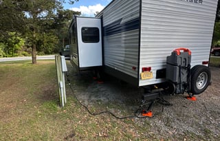 Escape to Adventure in Our Spacious Camper!