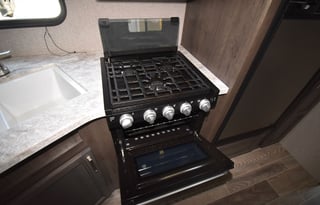 Like-New 2021 Travel Trailer