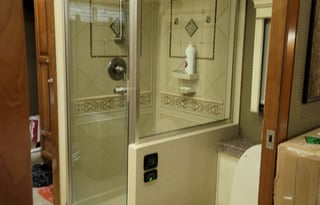 2012 Tiffin Motorhomes Zephyr 45 LZ Option B