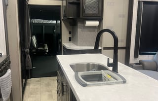 2021 Grand Design Momentum ****Delivery ONLY*****