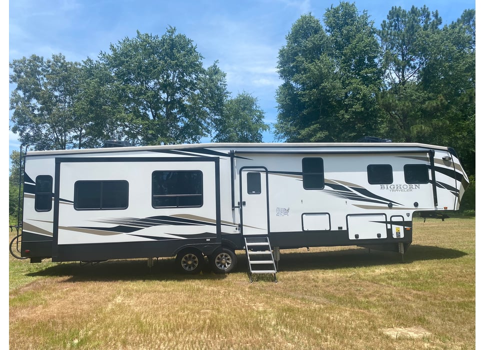 Fifth Wheel rentals in Burlington