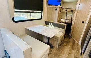 2022 EAST TO WEST Alta 2100MBH