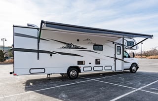 2022 EAST TO WEST Entrada 2900DS