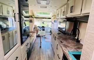 2022 Thor Motor Coach Compass AWD 23TW