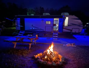 Forest River RV Cherokee Alpha Wolf 26DBH-L