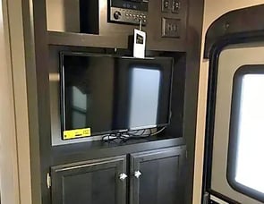 Venture RV Sonic Lite 169VRD