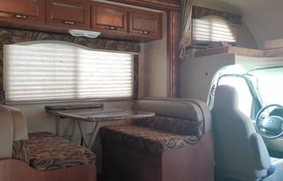 2014 Thor Motor Coach Freedom Elite 28Z