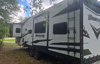 2024 Momentum 30G|Delivery|Generator|Toy Hauler