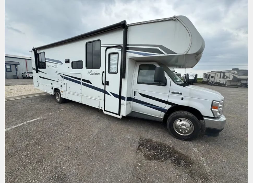 Class C Motor Home rentals in Marion